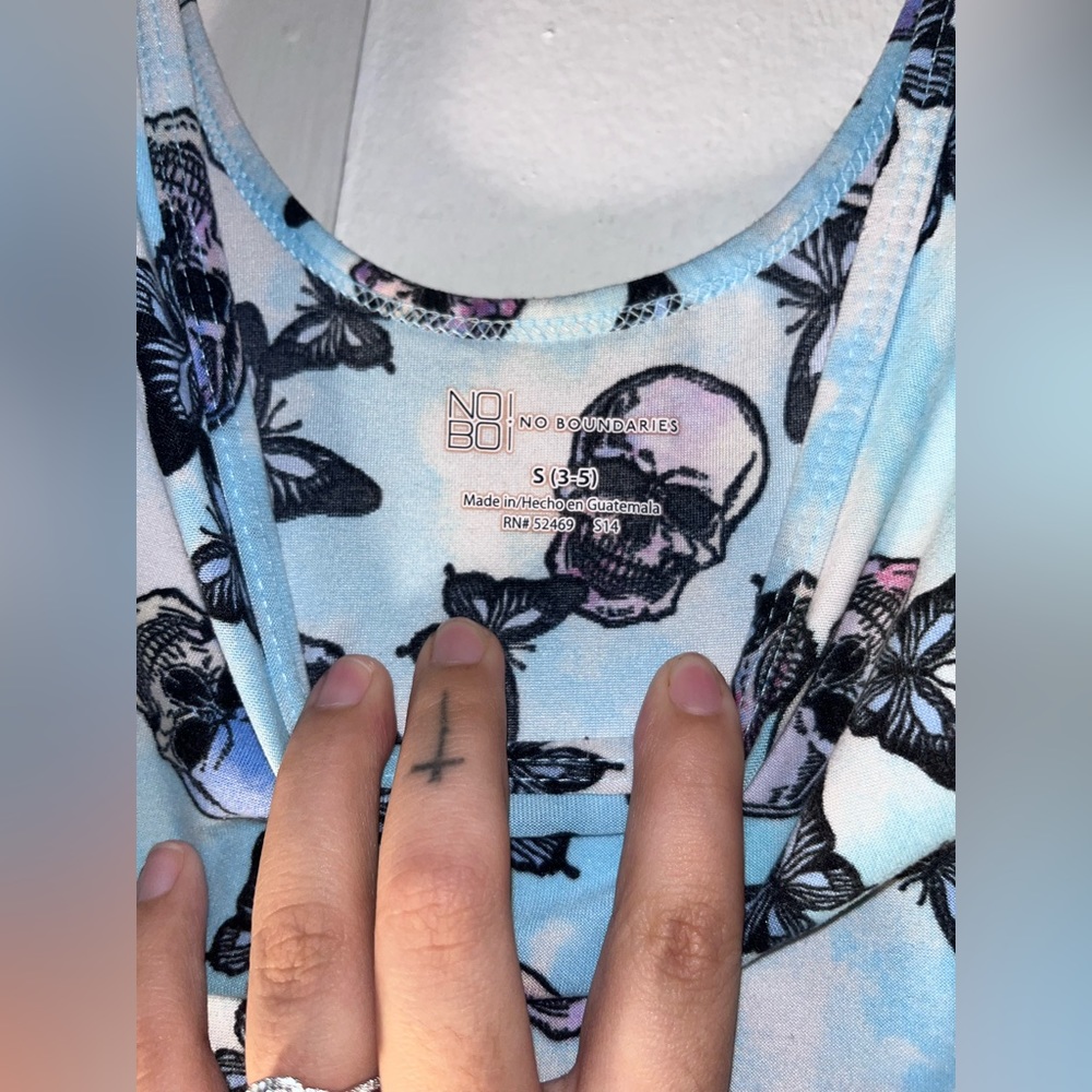 Small tank top skull print